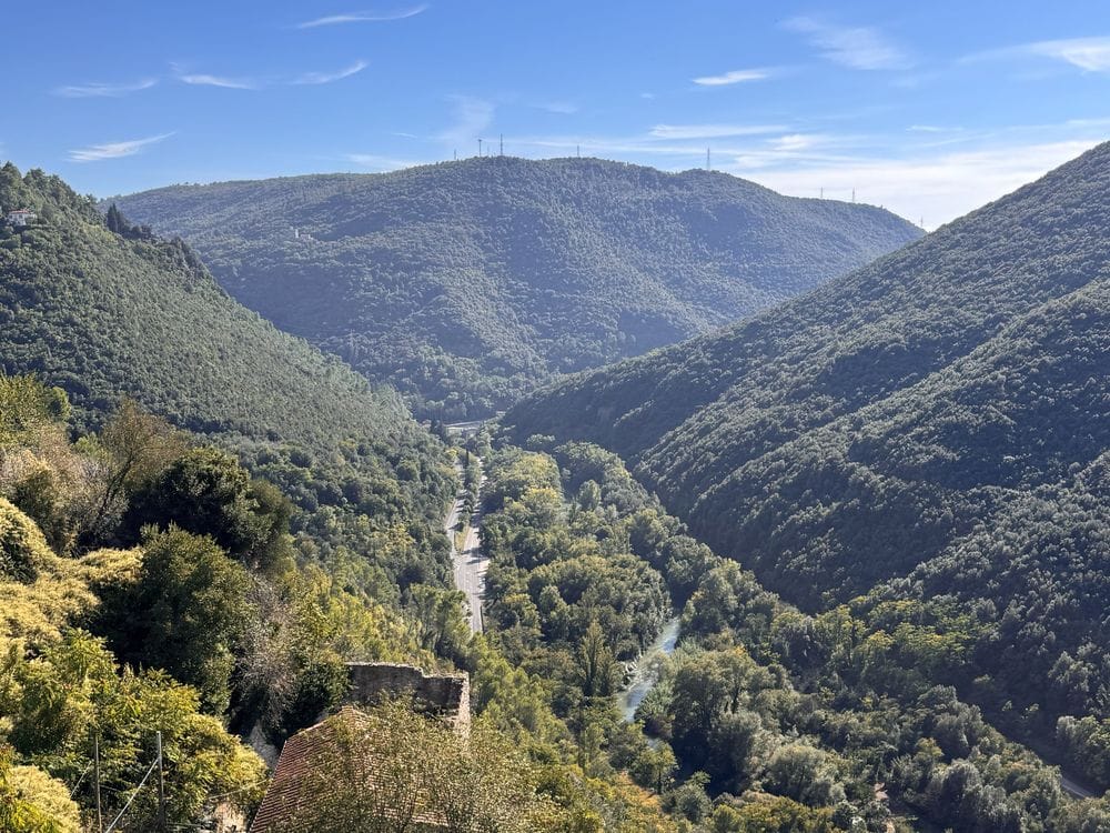 La Natura delle Gole del Nera La valle delle Gole del Nera vista dall'alto