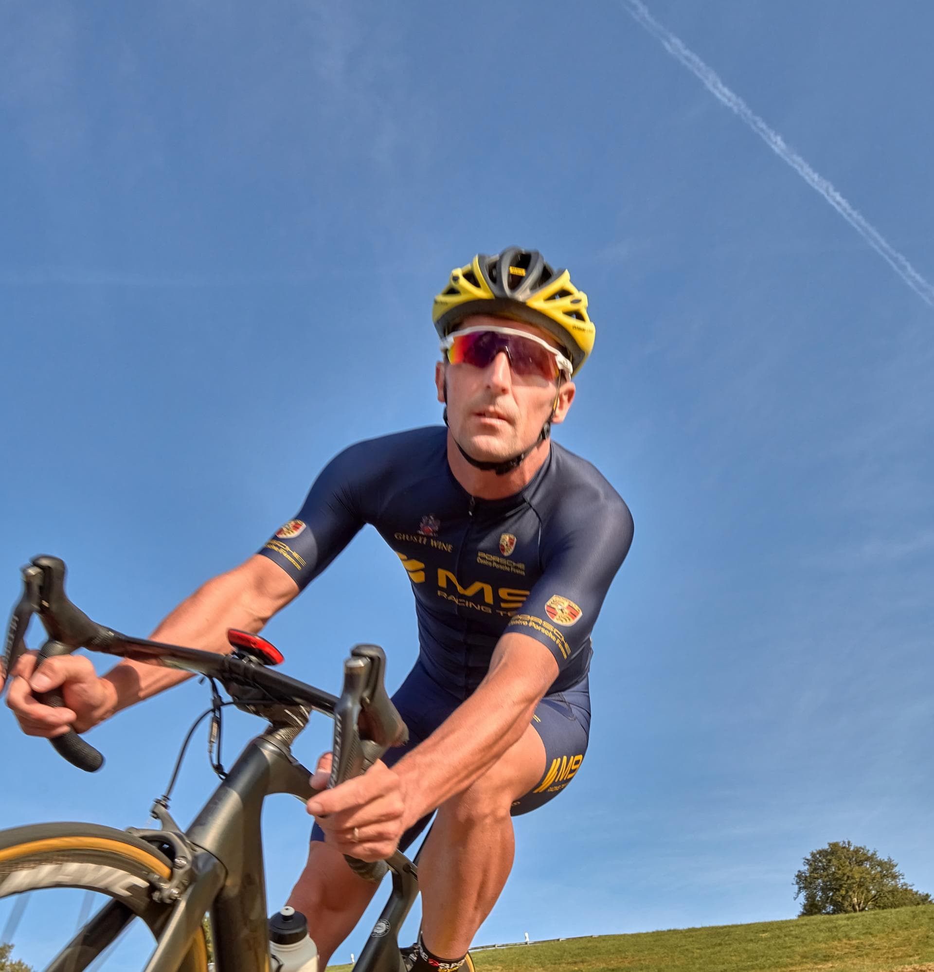 Custom manica corta m9 Porsche da ciclismo personalizzato per pro team e club Custom manica corta m9 Porsche da ciclismo personalizzato per pro team e club