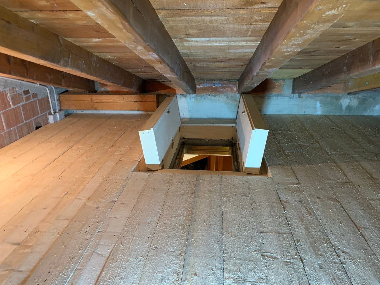 Isolare il sottotetto senza perdere la soffitta: tavolati e camminamenti tecnici Isolare il sottotetto senza perdere la soffitta: tavolati e camminamenti tecnici