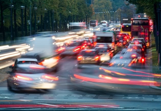 Più a rischio demenze se vivi vicino al traffico Più a rischio demenze se vivi vicino al traffico