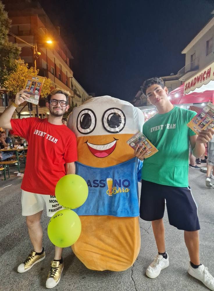 Cassino Birra: La mascotte in giro per la città tra tradizione e divertimento IMG_6561