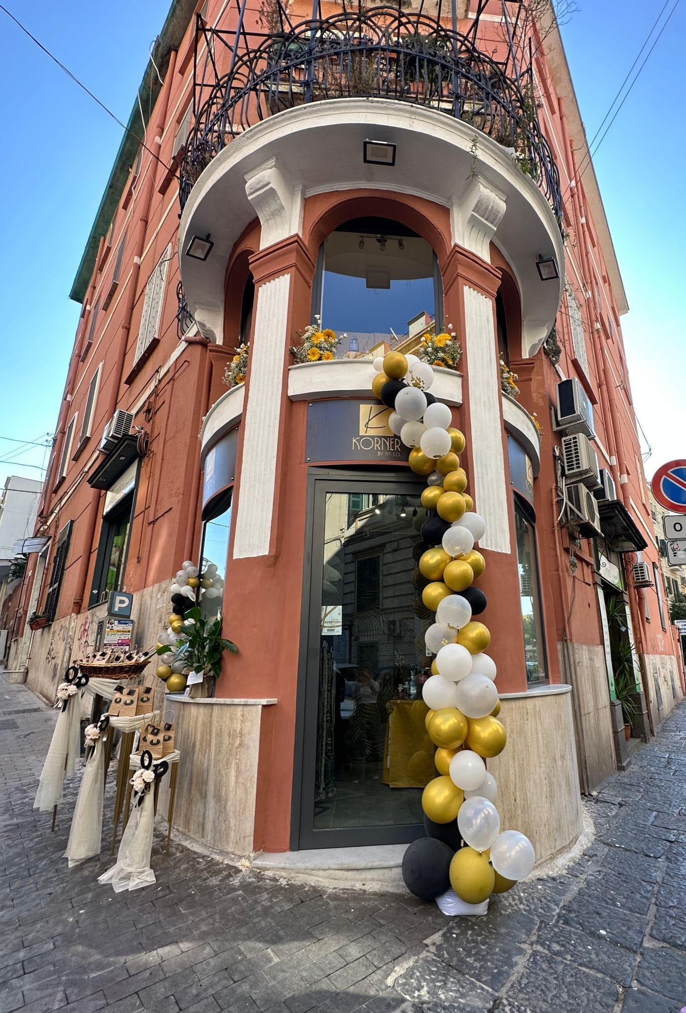 foto-korner-inaugurazione.jpeg