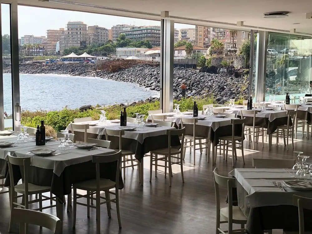 andrews-ristorante-pizzeria-sala-ristorante.webp