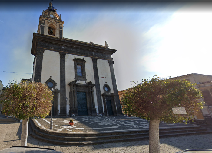 chiesa-madre-santa-maria-dellidria-viagrande.png