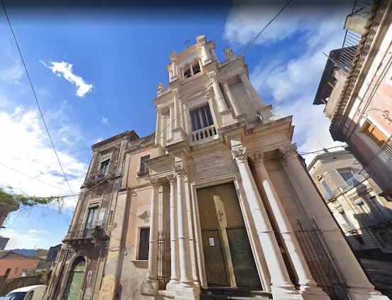 Facciata della Chiesa di San Giuseppe ad Acireale, Sicilia - Stile barocco e architettura storica