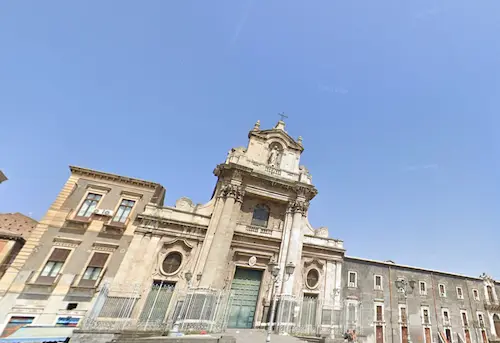 Chiesa San Gaetano alle Grotte di Catania Vista dalla piazza Alcal&agrave;