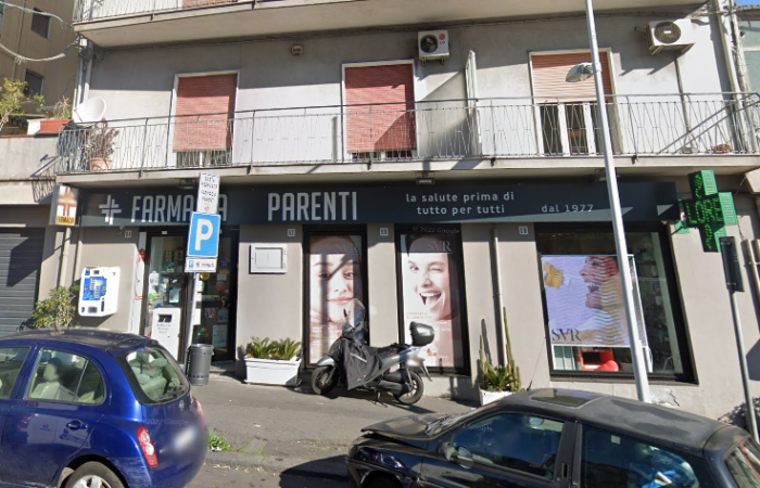 farmacia-parenti.png