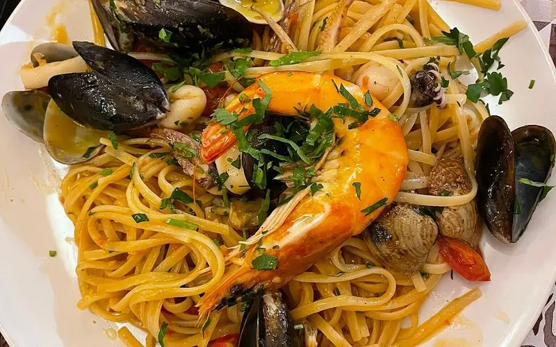 la-pentolaccia-5.webp