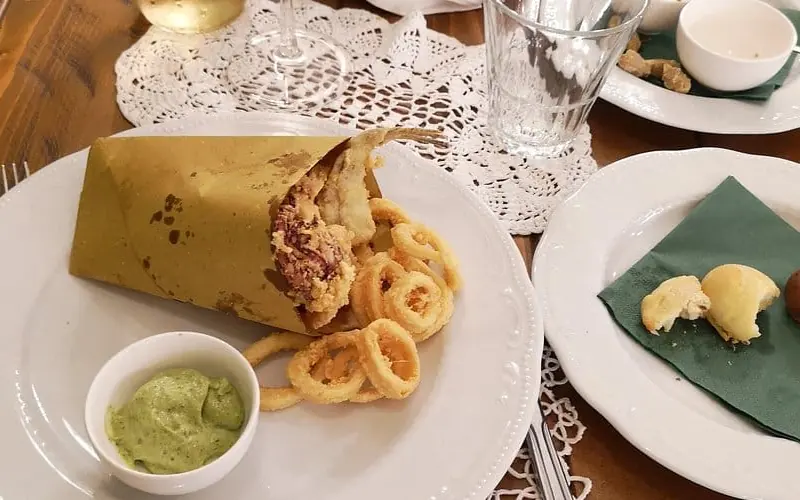 Me Cumpari Turiddu Catania &ndash; fritto di calamari