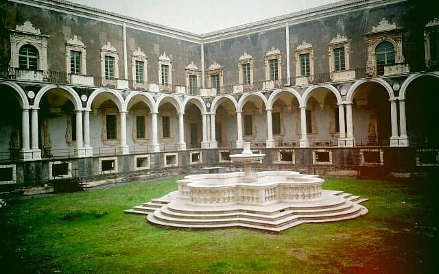 monastero-dei-benedettini-catania2.jpeg