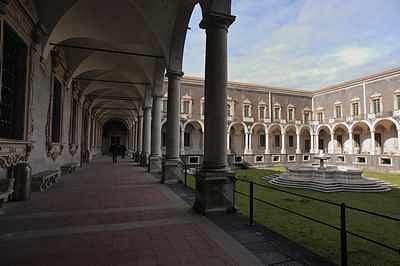monastero-dei-benedettini-catania3.jpeg