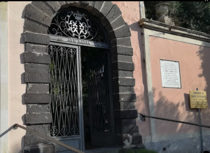 santuario-della-madonna-di-loreto-acireale.png