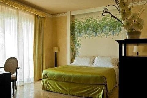 guest-room-romano-palace-luxury-hotel1.jpeg