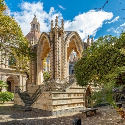 monastero-benedettini-chiostro-di-levante.jpeg