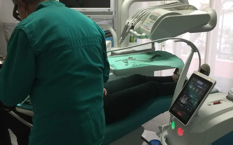 Intervento ambulatoriale del Dr. Luigi Alfio Lo Faro a Catania