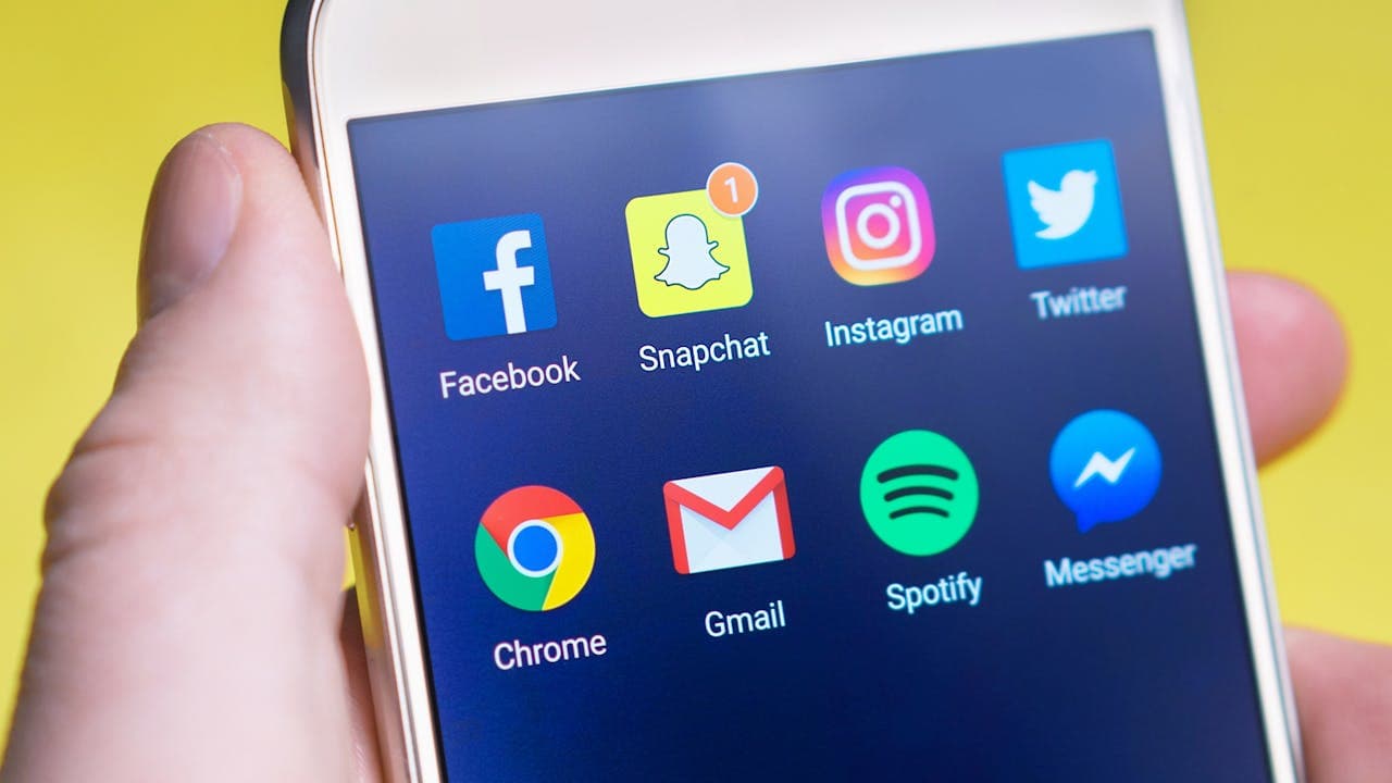 Come fare Personal Branding sui social network: guida pratica e risorse utili Come fare Personal Branding sui social network: guida pratica e risorse utili