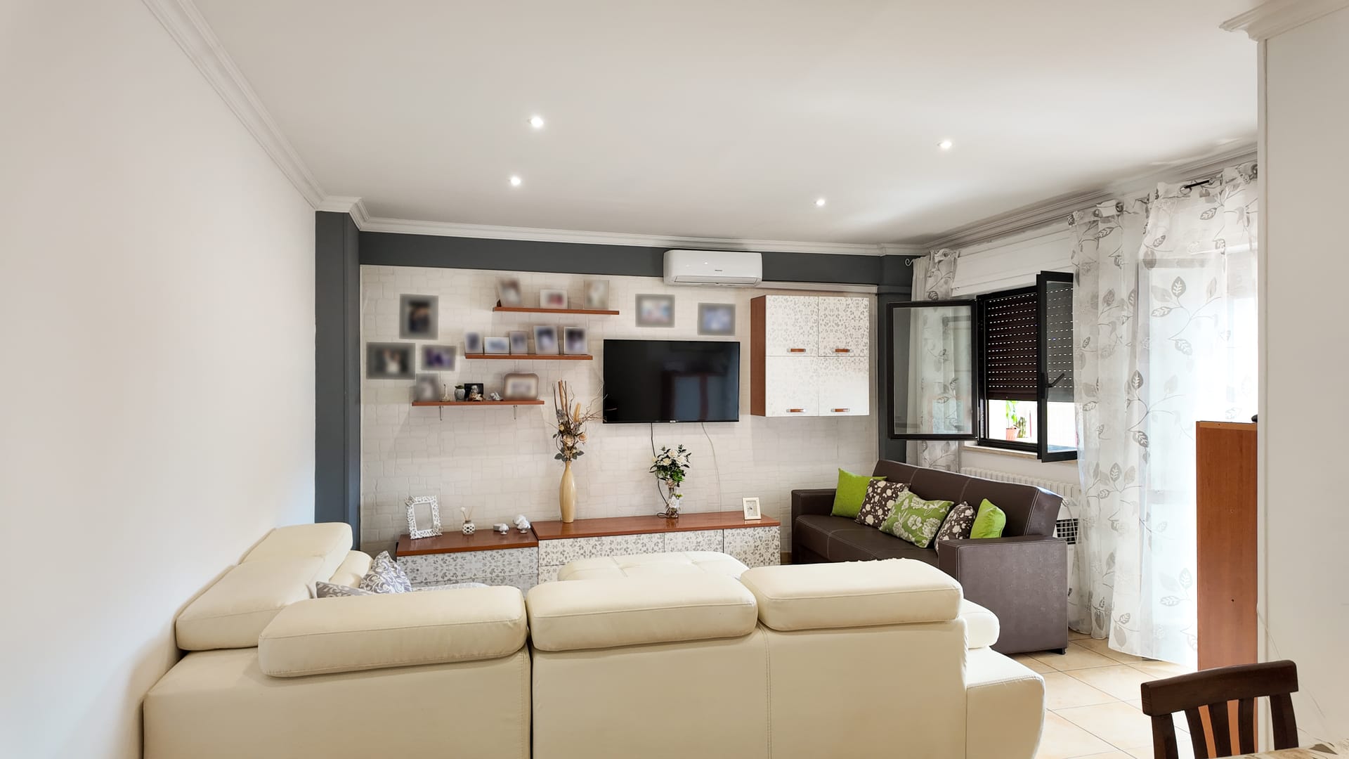 P.zza P. Di Piemonte - Ampio 4vani + acc. P.zza P. Di Piemonte - Ampio 4vani + acc.