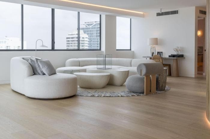 11 Peak Ave Main Beach 11 Peak Ave Main Beach