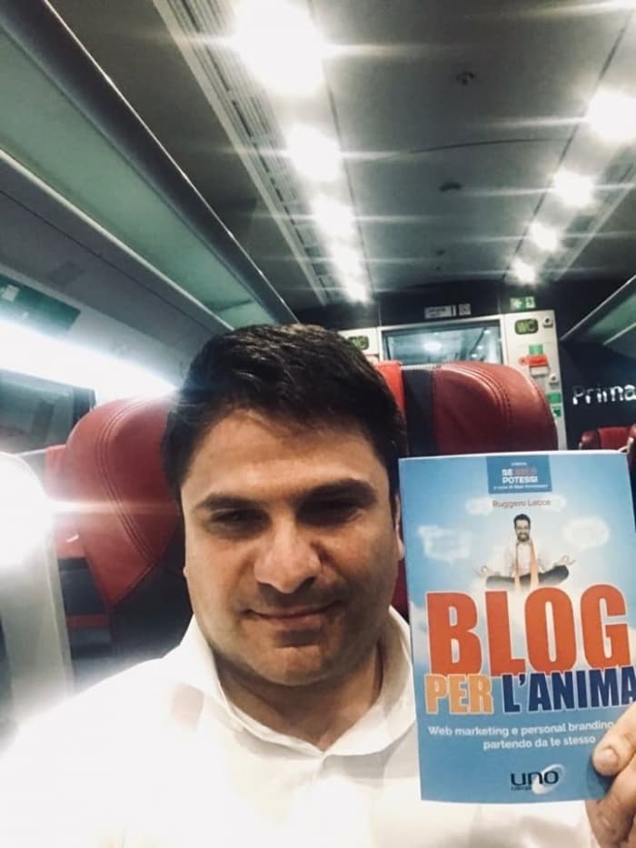 Andrea Ruocco consiglia il libro Blog per l'anima Andrea Ruocco consiglia il libro Blog per l'anima