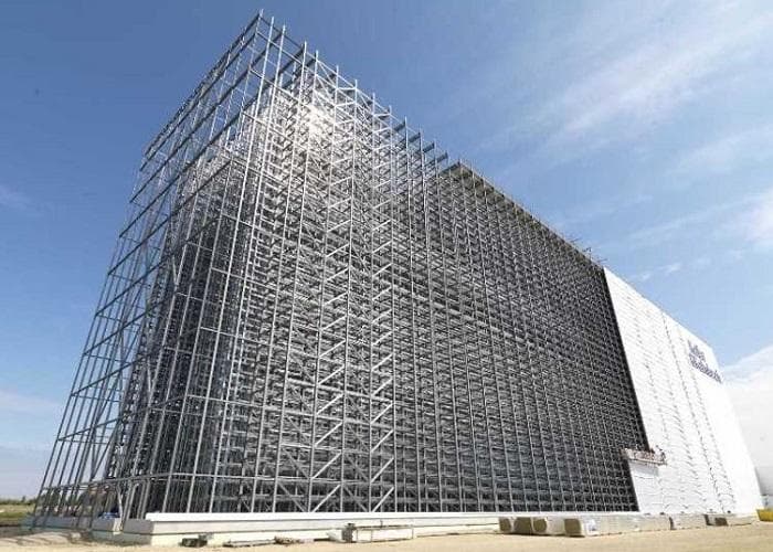 Come organizzare le tue scaffalature per massimizzare lo spazio Come organizzare le tue scaffalature per massimizzare lo spazio