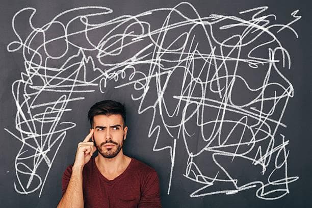 Parole e Emozioni: Il doppio binario per una Vendita Efficace Parole e Emozioni: Il doppio binario per una Vendita Efficace