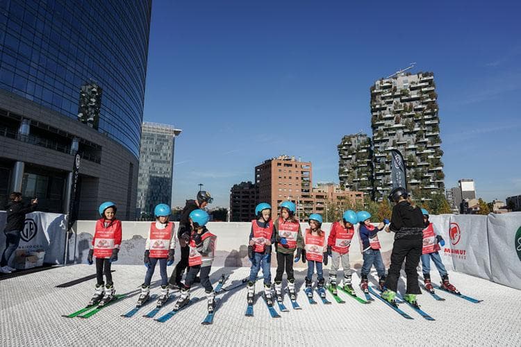 Swiss Winter Village in Milan: Ski on the Neveplast track dreaming of the Olympic Games Swiss Winter Village in Milan: Ski on the Neveplast track dreaming of the Olympic Games