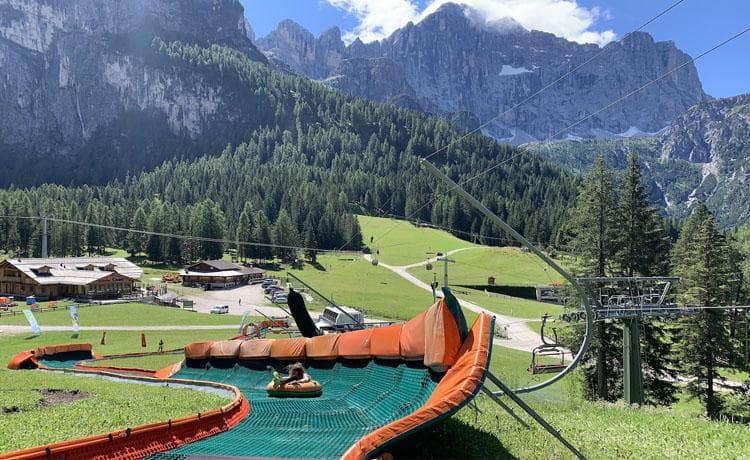 At Alleghe, the brand-new Tubby slope served by a chairlift At Alleghe, the brand-new Tubby slope served by a chairlift