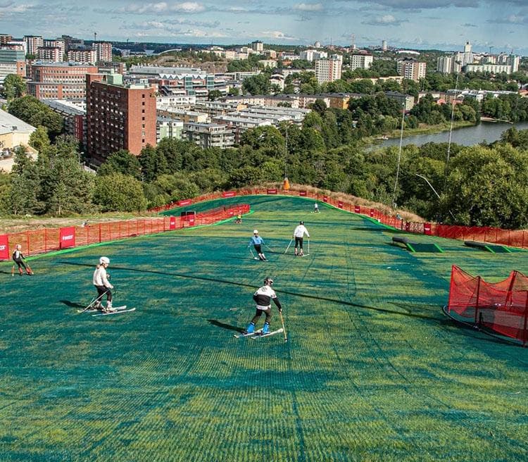 Neveplast and SkiStar: an even more eco-friendly Neveplast track in Stockholm Neveplast and SkiStar: an even more eco-friendly Neveplast track in Stockholm