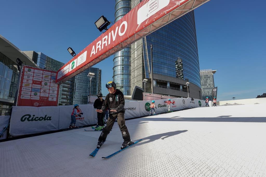Dry ski slope event in Piazza Gae Aulenti Milan Dry ski slope event in Piazza Gae Aulenti Milan