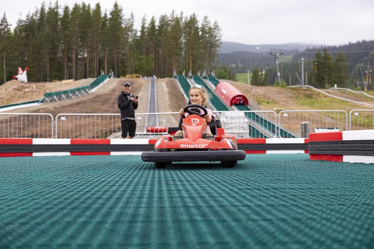 Drifting attraction for amusement parks Drifting attraction for amusement parks