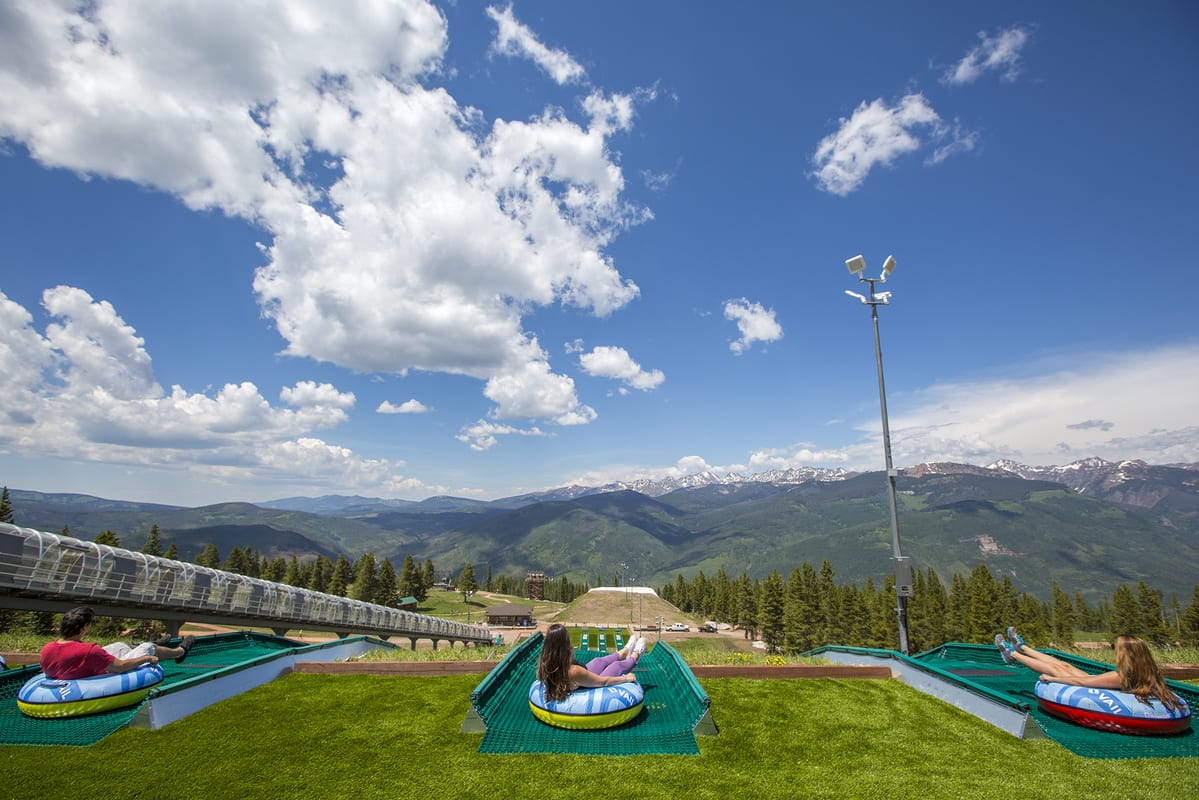 Snow tubing straight lane by Neveplast Snow tubing straight lane by Neveplast