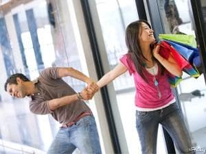 Shopping con lei per innamorarsi