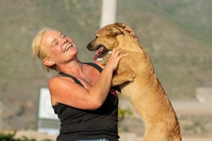 1-gallery-home-footer-wow-dogtrainer-fenya.jpg