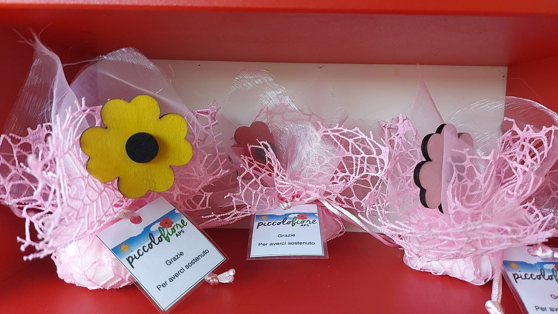 💖 Bomboniere Solidali per Comunioni e Cresime 2025 – Un Gesto d'Amore! 💖 Bomboniere Solidali per Comunioni e Cresime 2025 – Un Gesto d'Amore!