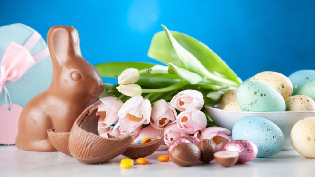 coniglietto di cioccolato, uovo di cioccolato, fiori e uova marmorizzate, 5 attività da fare a Pasqua in inglese