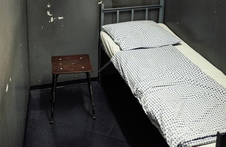 Brandina militare, come si dice culla in inglese