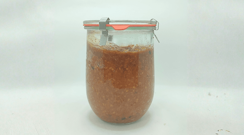 Cos’è il miso: tipi, fermentazione e usi in cucina Cos’è il miso: tipi, fermentazione e usi in cucina