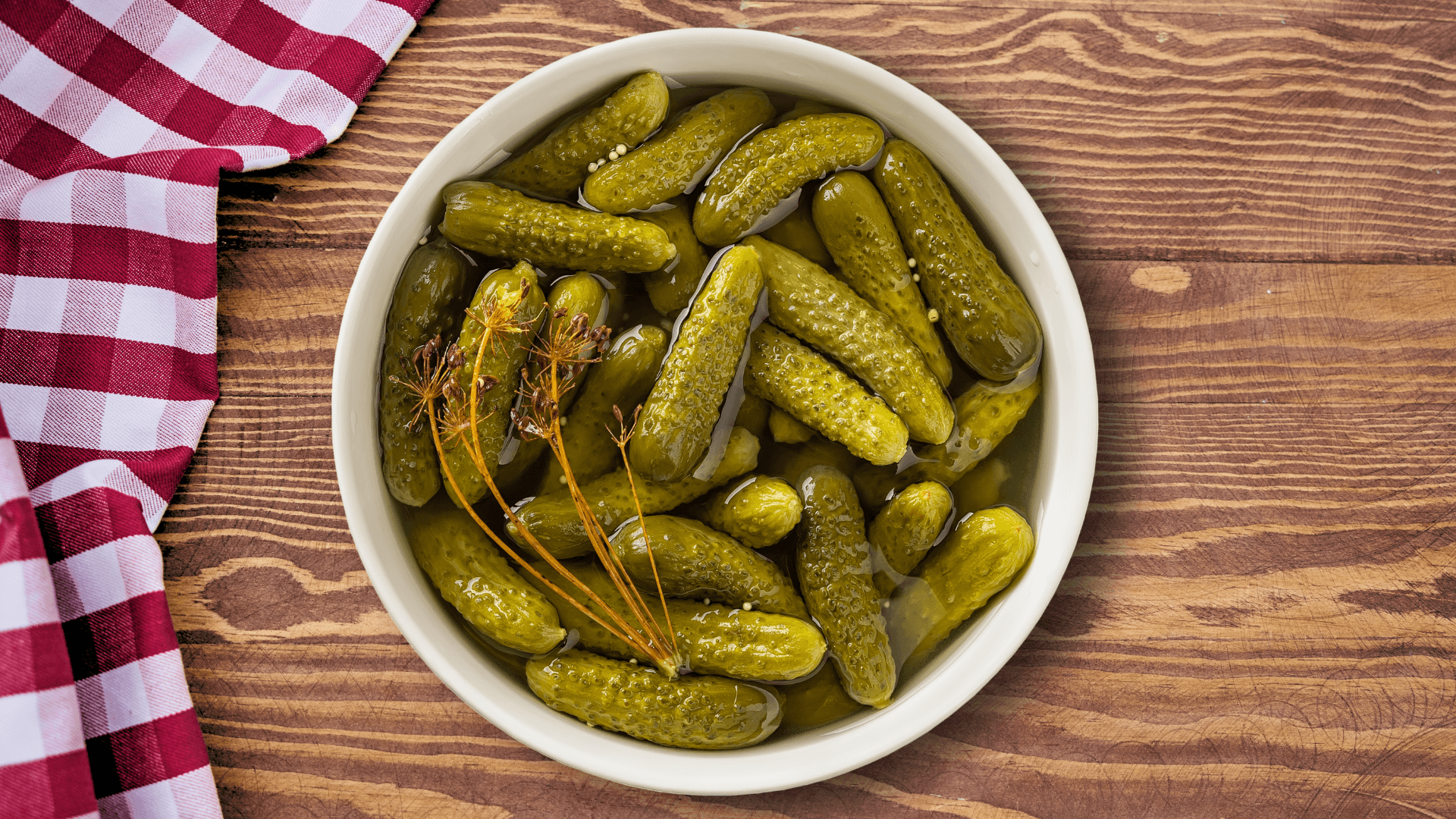 Come mantenere le verdure fermentate croccanti: pectine, tannini, calcio e temperatura Come mantenere le verdure fermentate croccanti: pectine, tannini, calcio e temperatura